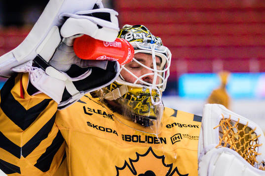 Skellefteås målvakt Gustaf Lindvall
