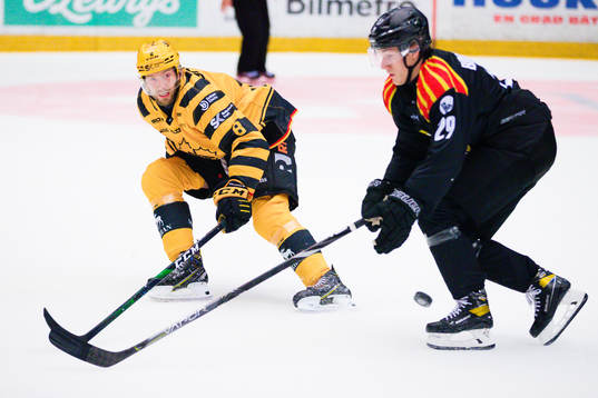 Skellefteås Petter Granberg och Brynäs Oscar Birgersson