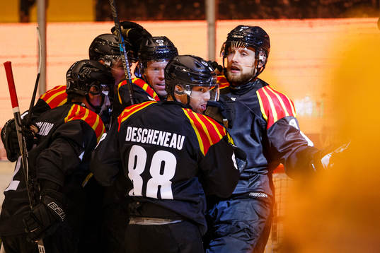Brynäs Jaedon Descheneau jublar
