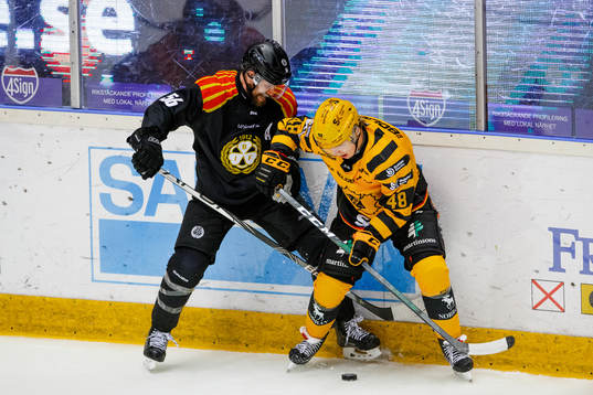 Brynäs Jonathan Sigalet och Skellefteås Jonatan Berggren