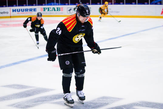 Brynäs Emil Molin har ont