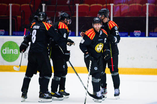 Brynäs Anton Rödin jublar
