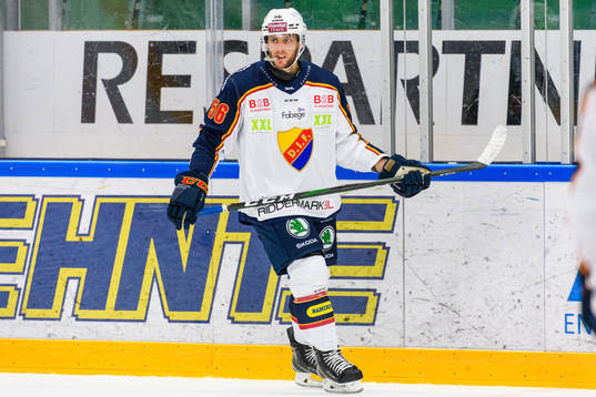 Djurgårdens Robin Norellunder ishockeymatchen i SHL mellan