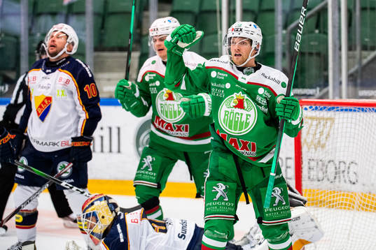 Rögles Simon Ryfors jublar
