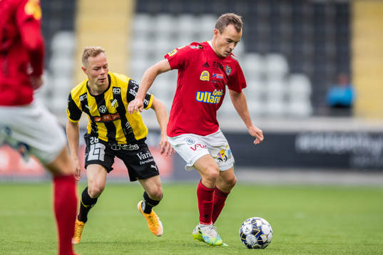 Häckens Adam Andersson och Falkenbergs Anton Wede