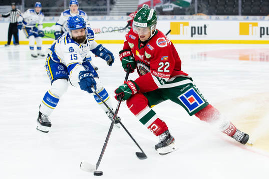 Leksands Otto Paajanen och Frölundas Linus Nässén