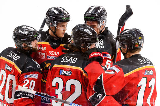Luleås Oscar Engsund jublar