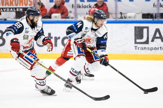 ???under ishockeymatchen i Hockeyallsvenskan mellan Mora