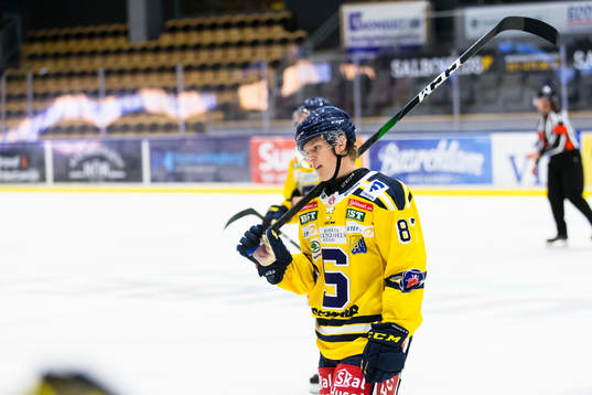 Södertäljes Hugo Gustafsson deppar