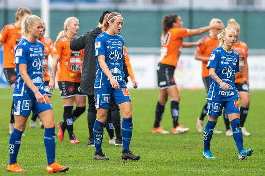 Örebros Freja Olofsson deppar i halvtidspausen