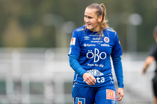 Örebros Elin Pikkujämsä deppar