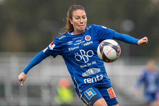 Örebros Lindsay Agnew
