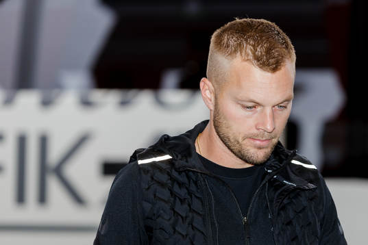 s Sebastian Larsson