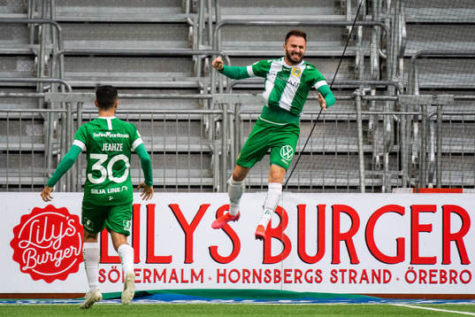 Hammarbys Muamer Tankovic jublar