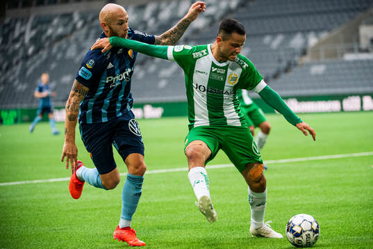 Djurgårdens Magnus Eriksson och Hammarbys Mohanad Jeahze