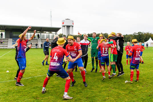 Höganäs spelare jublar