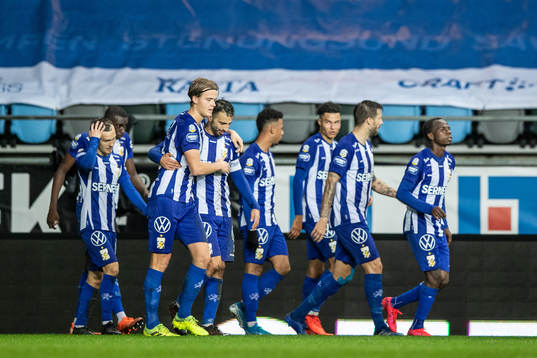 IFK Göteborg August Erlingmark jublar med lagkamrater