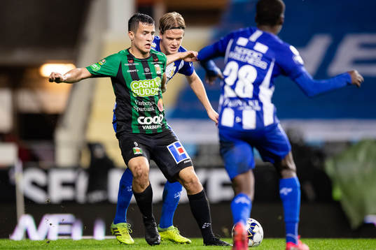 IFK Göteborg August Erlingmark och Varbergs Astrit Selmani