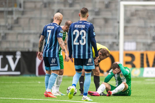 Hammarbys Muamer Tankovic har ont