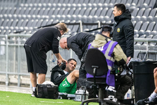 Hammarbys Mohanad Jeahze får läkarvård