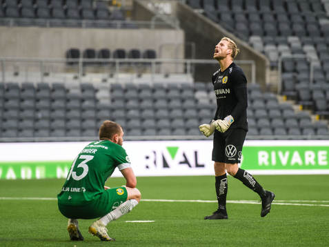 Hammarbys målvakt David Ousted deppar