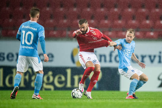 Kalmars Filip Sachpekidis och Malmö FFs Oscar Lewicki