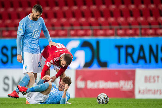 Malmö FFs Anders Christiansen har ont