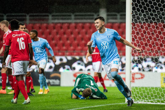 Bläddra bland fler bilder av Fotboll, Allsvenskan, Kalmar - Malmö FF
