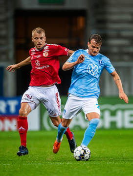 Kalmars Sebastian Ring och Malmö FFs Eric Larsson