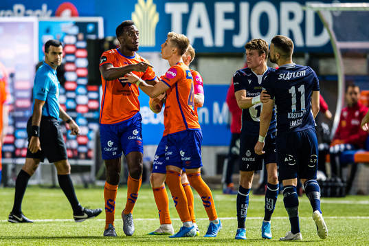 Ben Kantie Karamoko of Aalesund and Flamur Kastrati of