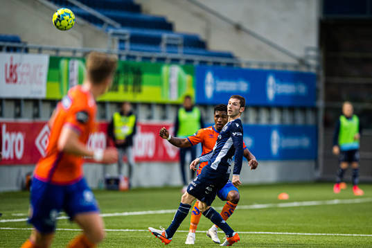 Erikson Spinola Lima of Aalesund and Liridon Kalludra of