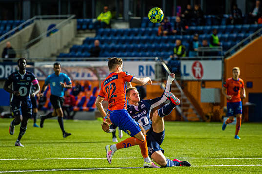 Sigurd Hauso Haugen of Aalesund and Ivar Erlien Furu of