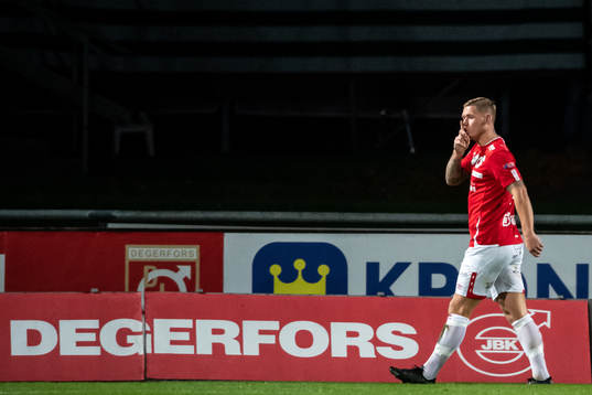 Degerfors Victor Edvardsen jublar