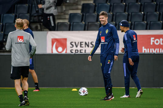 Mikeal Lustig of the Swedish national football team