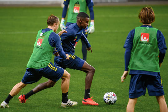 Pierre Bengtsson and Alexander Isak of the Swedish national