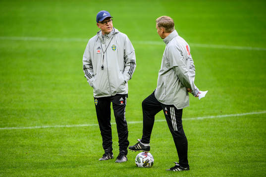 Head coach Janne Andersson and assistant coach Peter