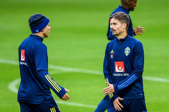 Victor Nilsson Lindelöf and Mikael Lustig of the Swedish