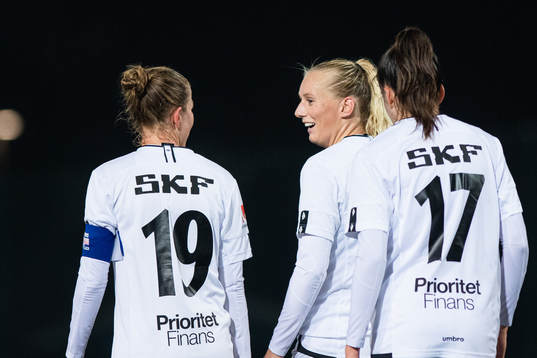 Göteborgs Stina Blackstenius jublar