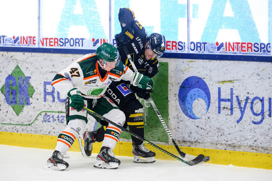 Kristianstads Oscar Öhman och Västerås William Wikman