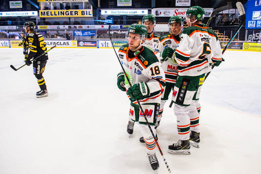 Kristianstads Kevin Wennström jublar