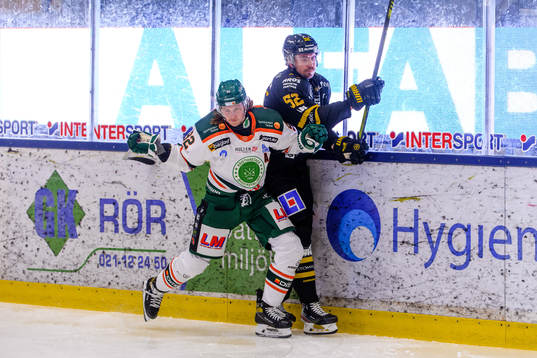 Kristianstads Dennis Svensson och Västerås August Tornberg