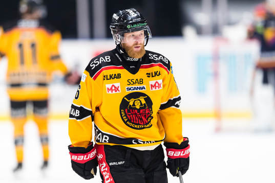 Luleås Linus Klasen deppar