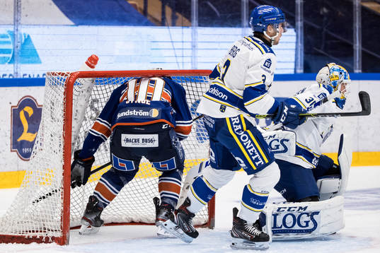 Leksands målvakt Janne Juvonen och Växjös Richard Gynge