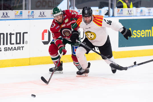Frölundas Mats Rosseli Olsen och Brynäs Jonathan Sigalet