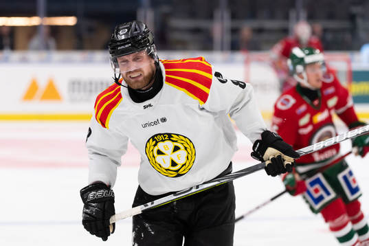 Brynäs John Nyberg grimaserar