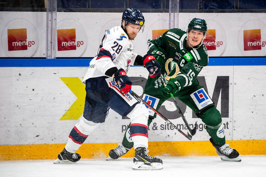 Linköpings Jaakko Rissanen och Färjestads Gustav Rydahl