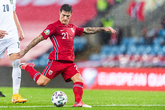 Mathias Normann of Norway scores 1-1