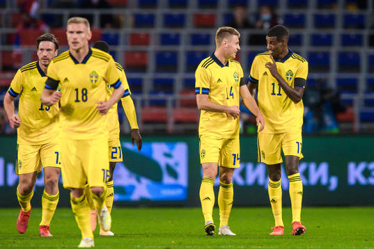 Mattias Svanberg and Alexander Isak of Sweden celebrate the