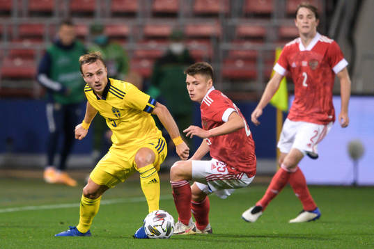 Pierre Bengtsson of Sweden and Andrei Mostovoy of Russia