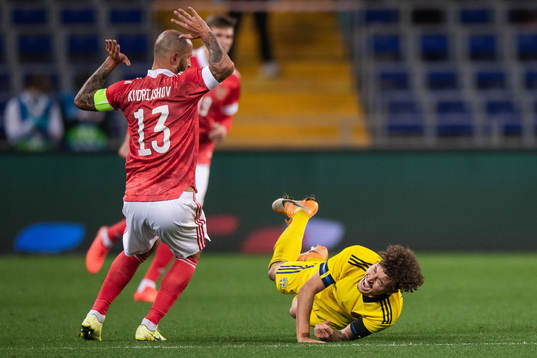 Fedor Kudryashov of Russia and Jordan Larsson of Sweden